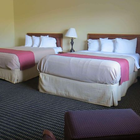 Travelodge By Wyndham Stratton Ngoại thất bức ảnh