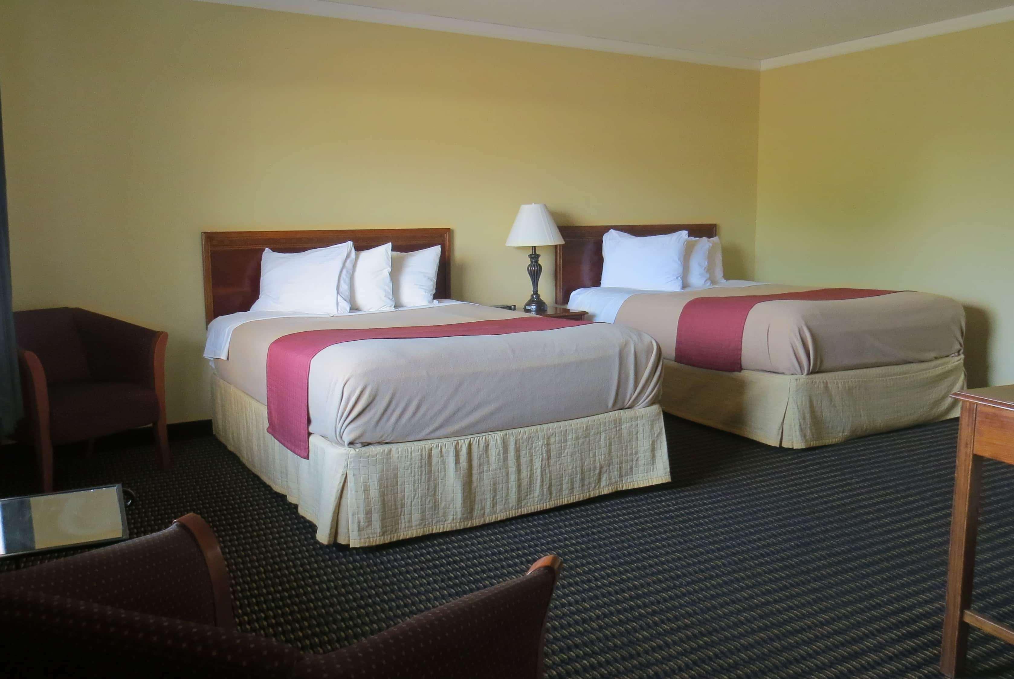 Travelodge By Wyndham Stratton Ngoại thất bức ảnh