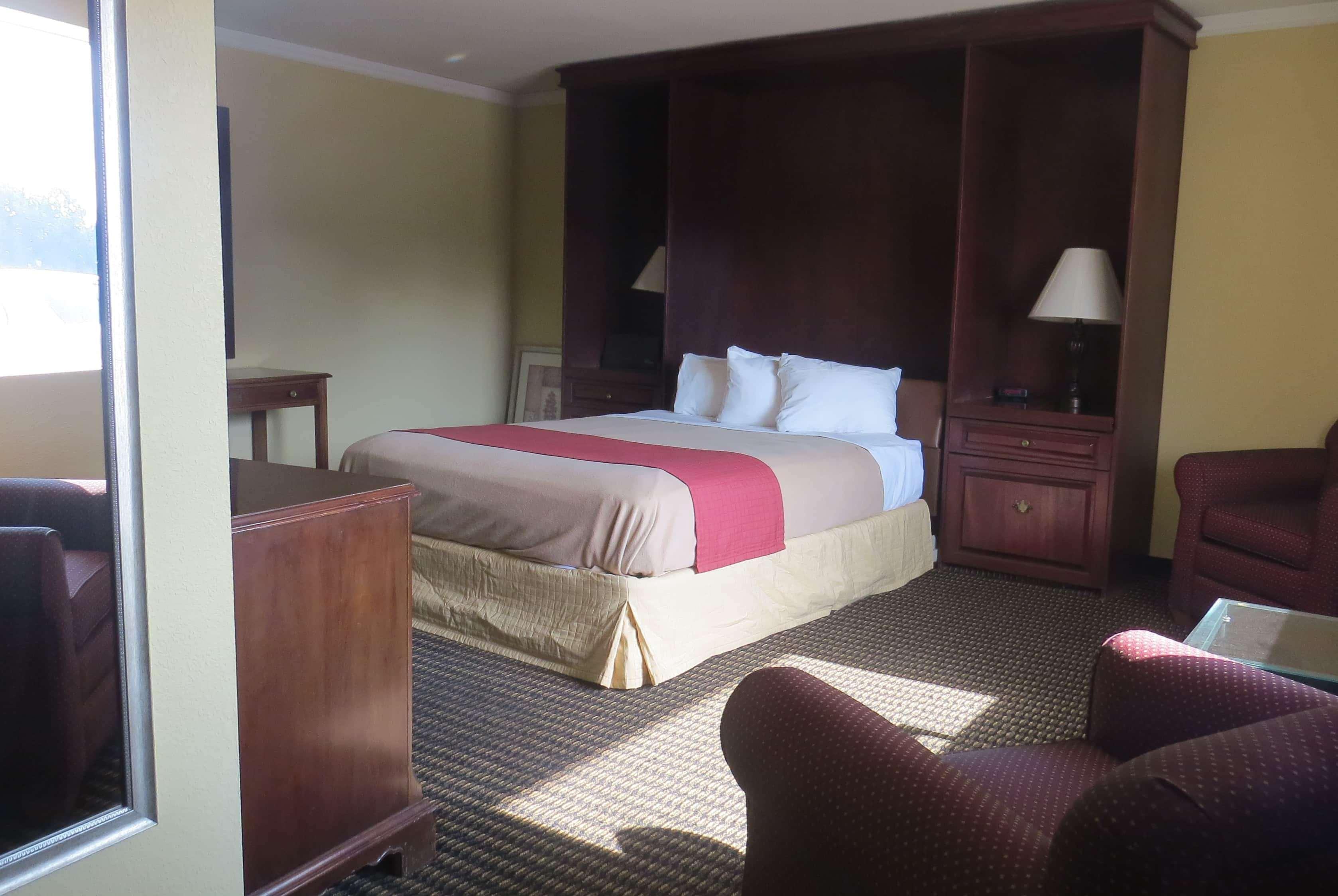 Travelodge By Wyndham Stratton Ngoại thất bức ảnh
