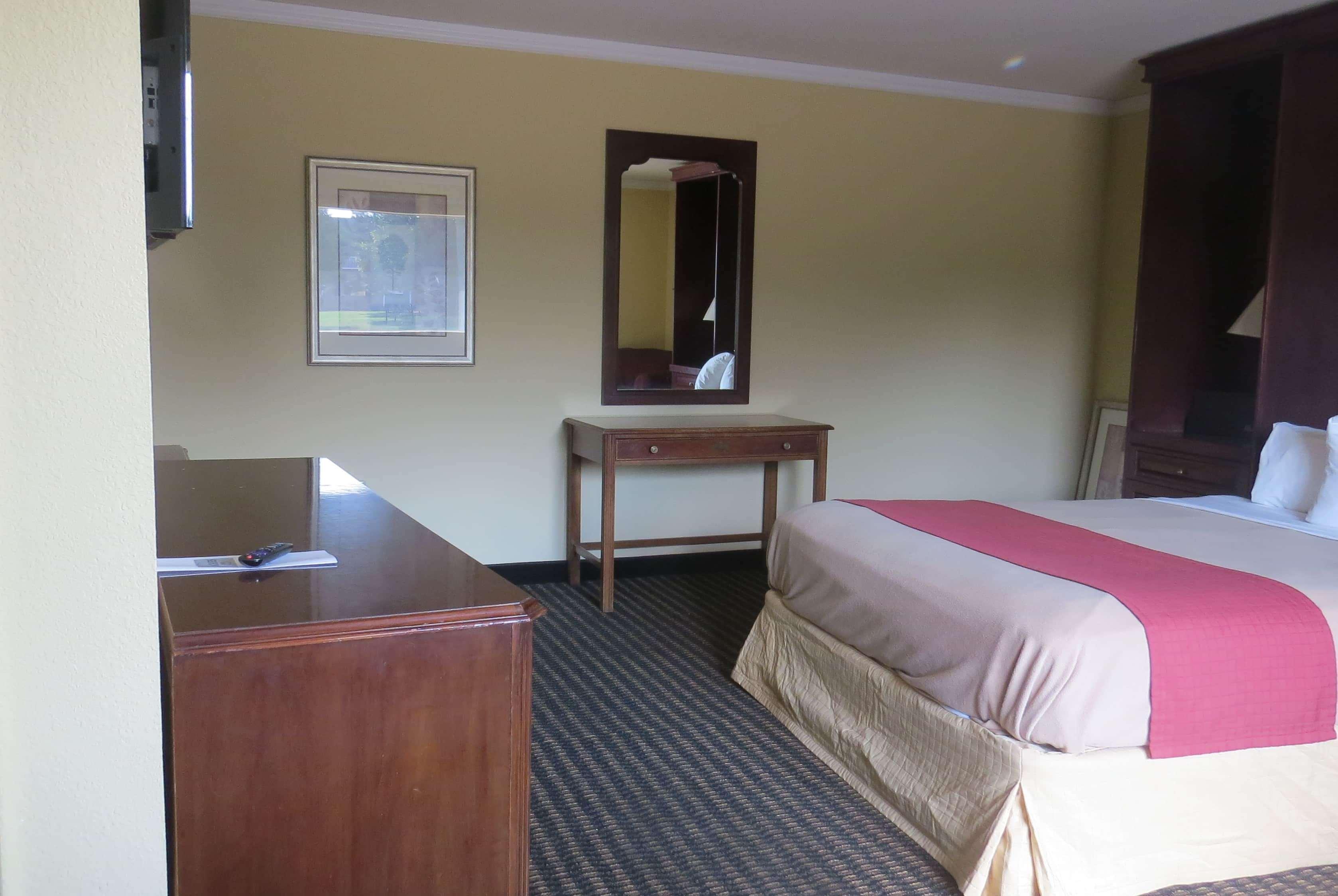 Travelodge By Wyndham Stratton Ngoại thất bức ảnh