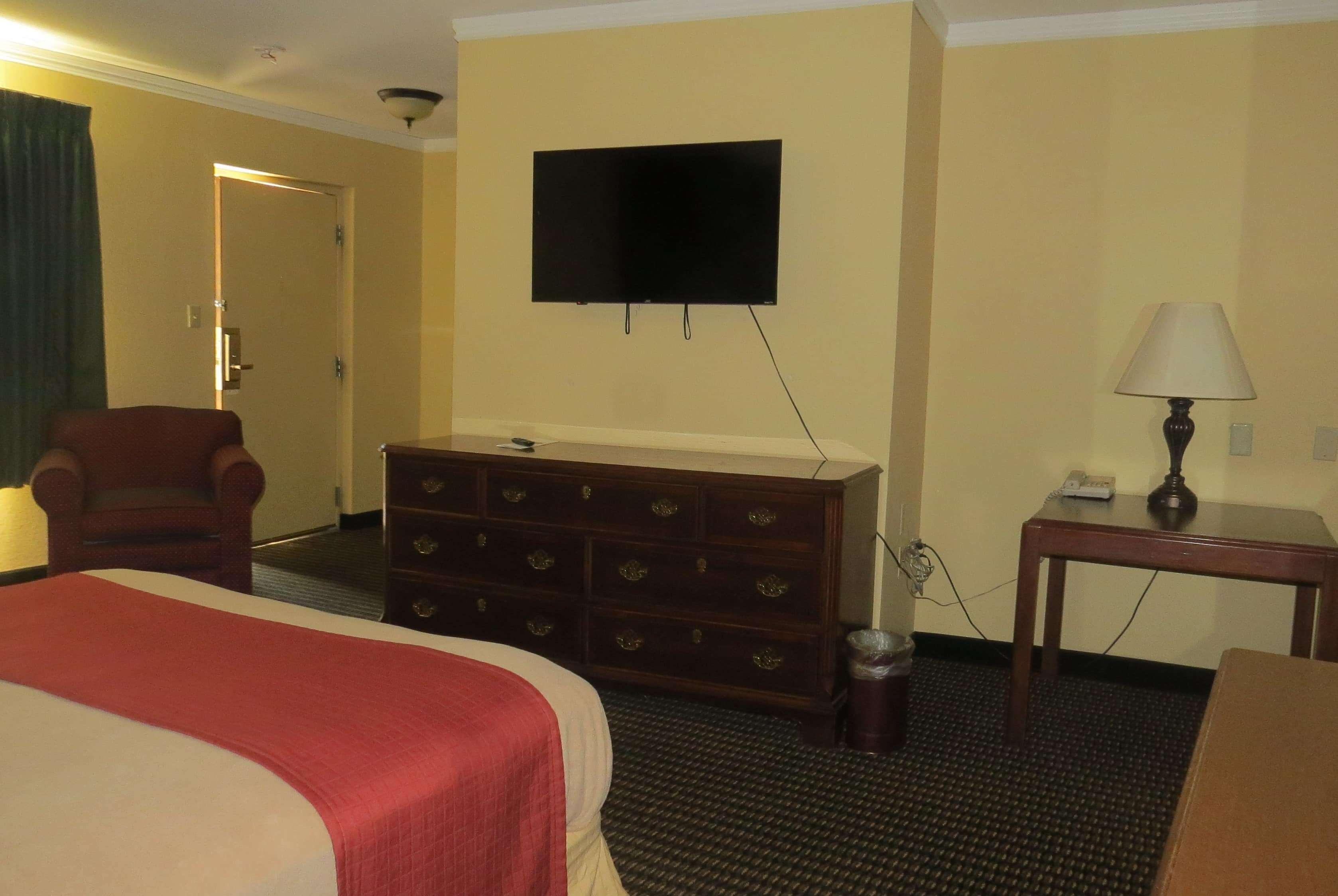 Travelodge By Wyndham Stratton Ngoại thất bức ảnh