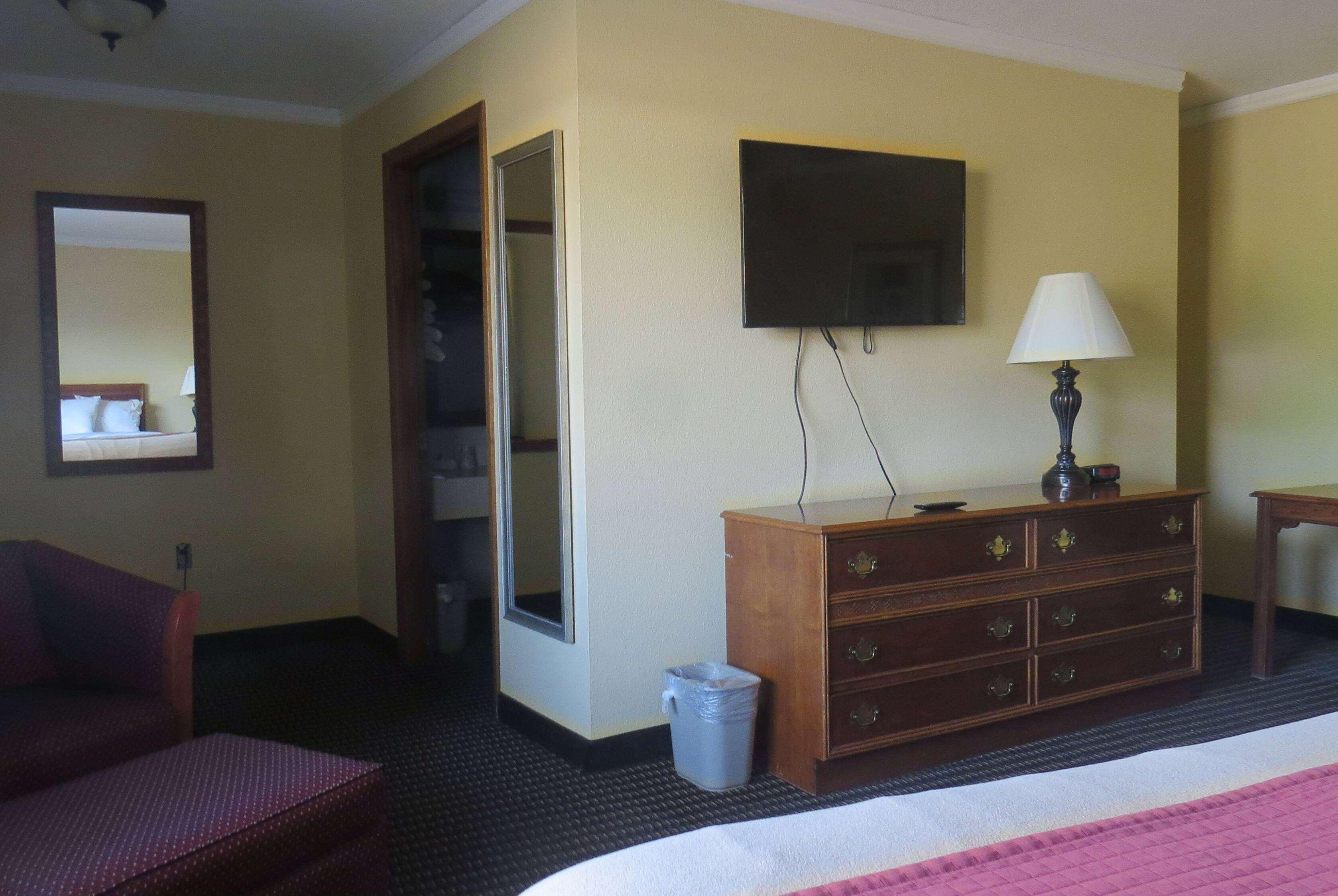 Travelodge By Wyndham Stratton Ngoại thất bức ảnh
