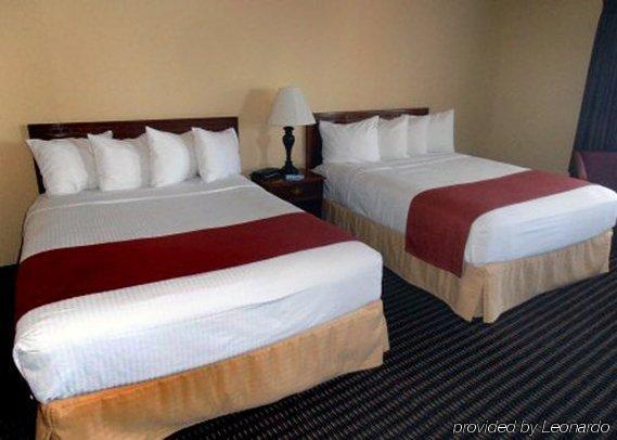 Travelodge By Wyndham Stratton Phòng bức ảnh