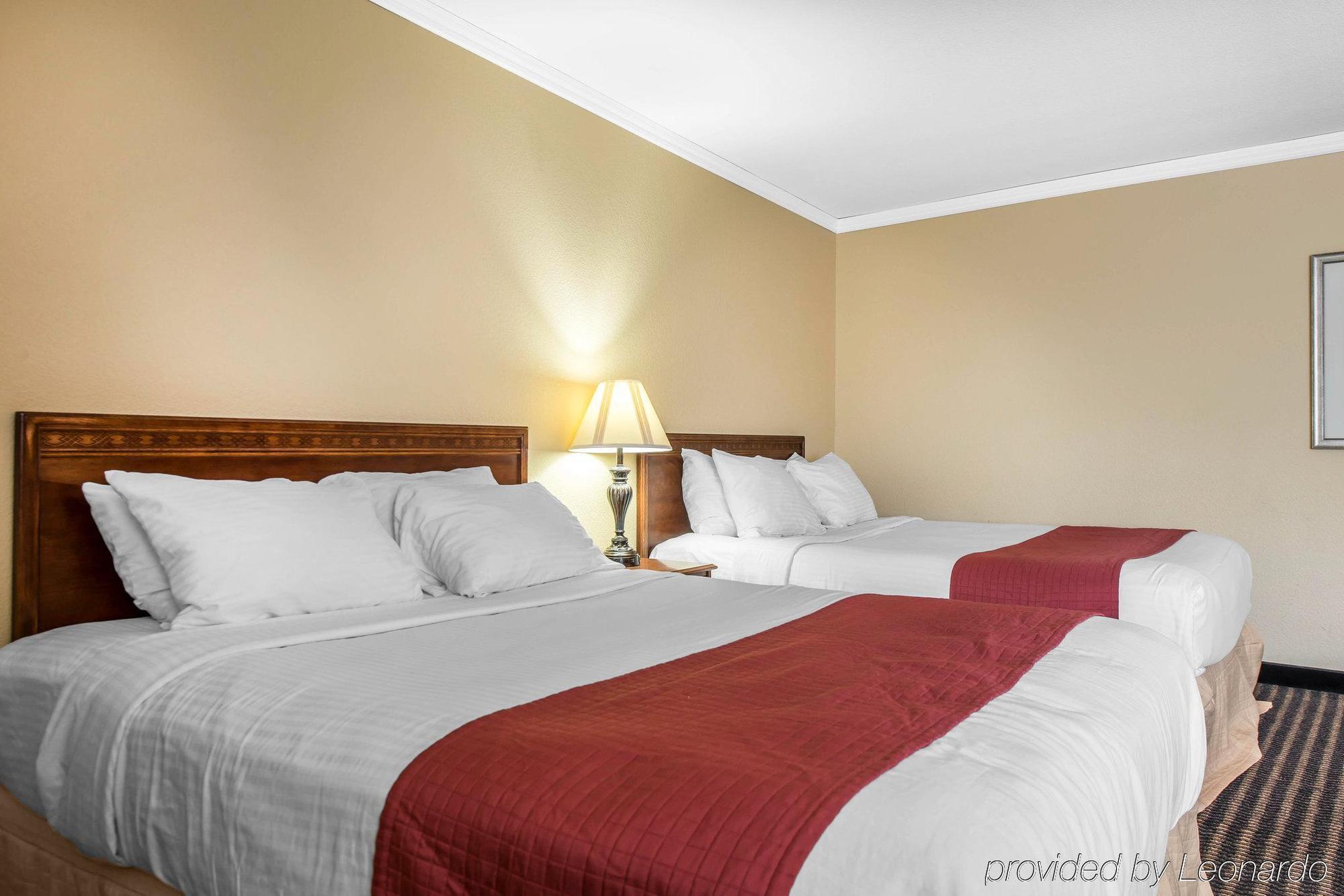 Travelodge By Wyndham Stratton Ngoại thất bức ảnh