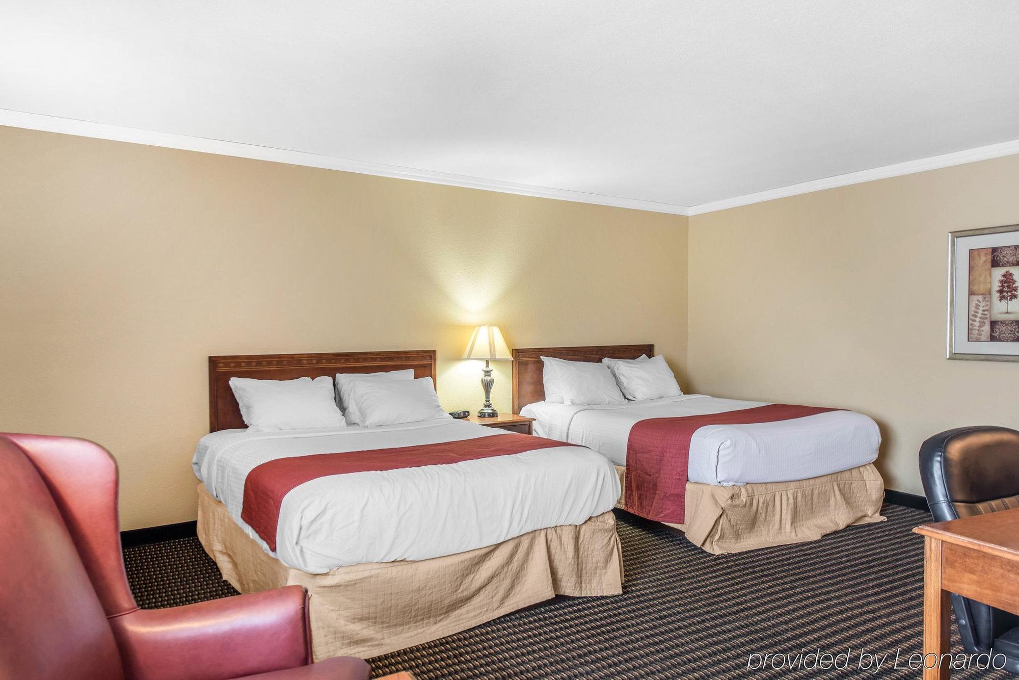 Travelodge By Wyndham Stratton Ngoại thất bức ảnh